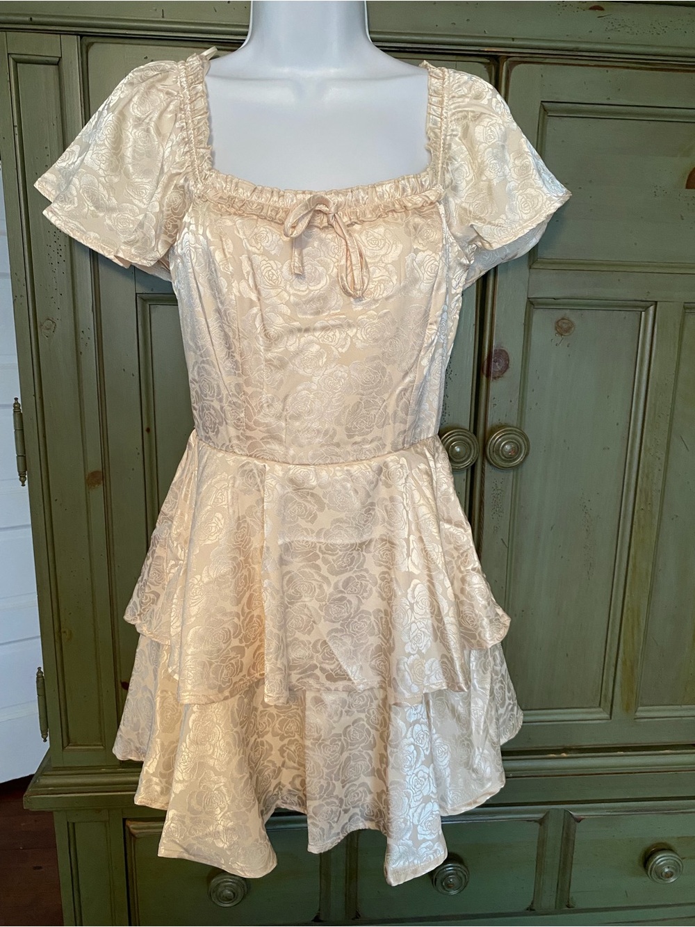 NWT Francesca's Collections Dress and Scrunchie